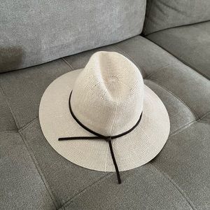 Fedora hat